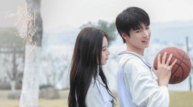 玩滑板的男孩逃脱2